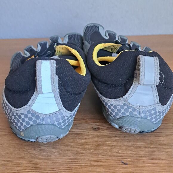 Vibram FiveFingers LS Bikila Womens Size EU 39 US 8 Gray Black W358 Sandals Shoe - Picture 3 of 12